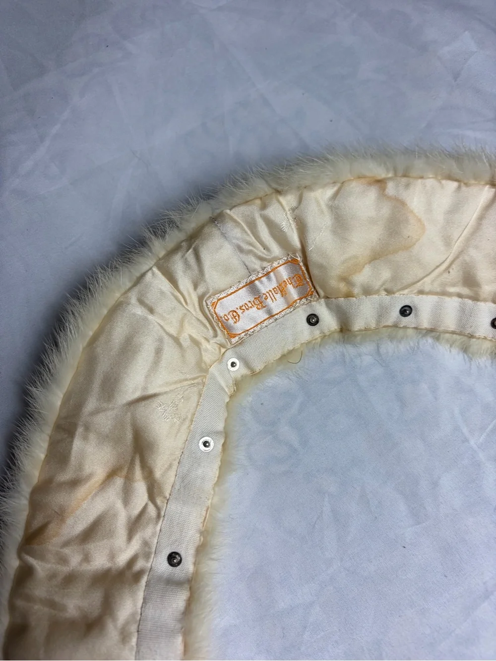 Vintage cream genuine mink fur sole wrap